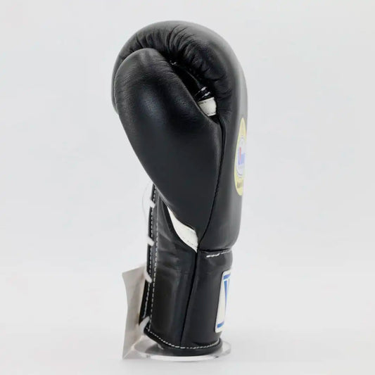 Winning Lace-Up Boxing Gloves – Black