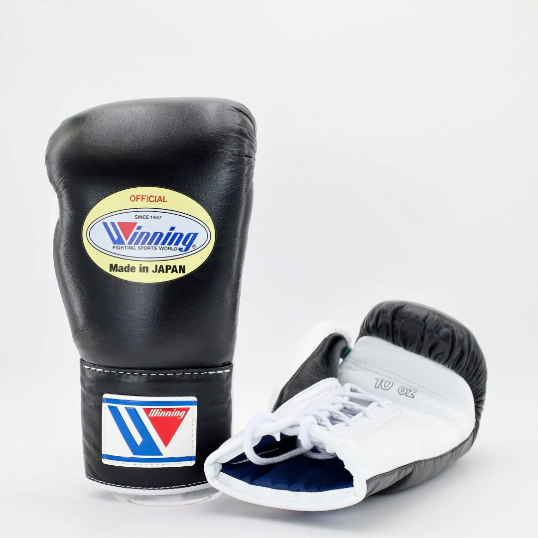 Winning Lace-Up Boxing Gloves – Black/White